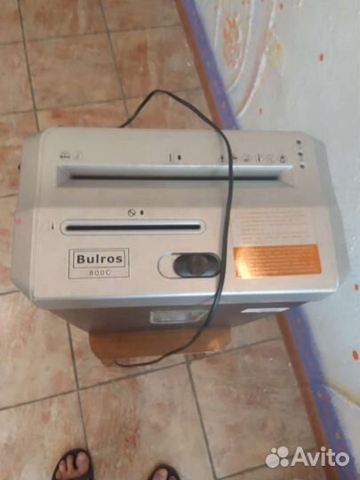 Уничтожитель бумаг, Шредер