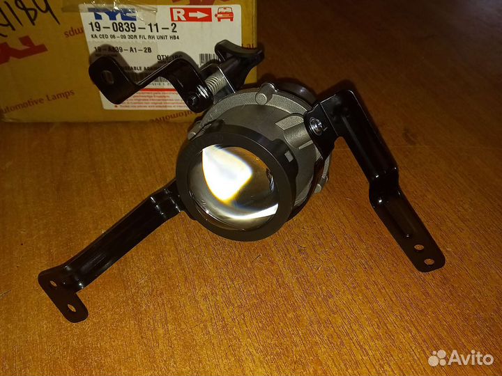 Фара П/туманная правая Киа Сеед (27184)