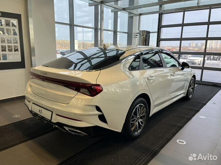 Kia K5 2.5 AT, 2022