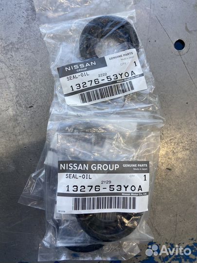 Сальник свечного колодца 13276-53Y0A (132764F100)