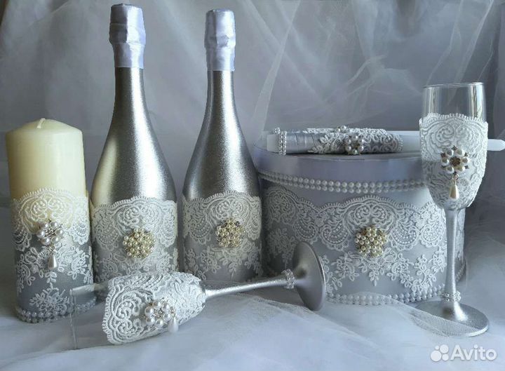 Свадебные аксессуары с брошками