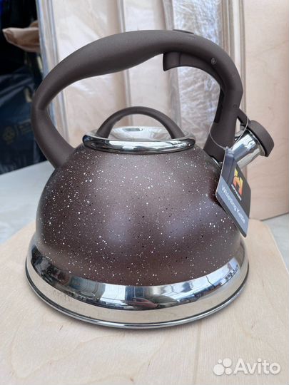 Чайник из нержавеющей стали