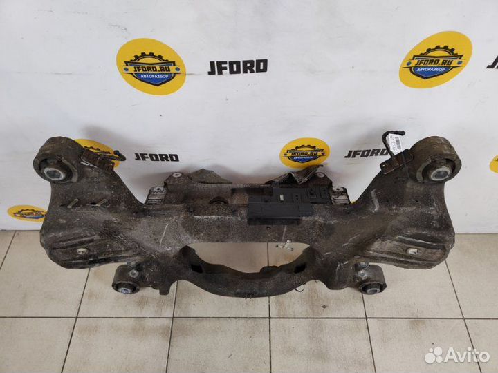 Подрамник задний Land Rover Range Rover 4 L405 4.4