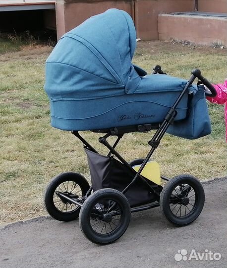 Коляска люлька для новорожденного Юлия Тихонова