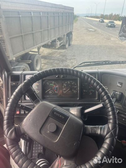 Бортовой грузовик Volvo FH 12, 1996
