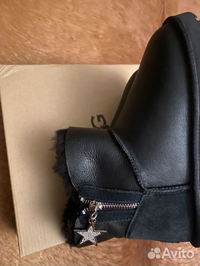 Угги новые полностью натуральные в коробке