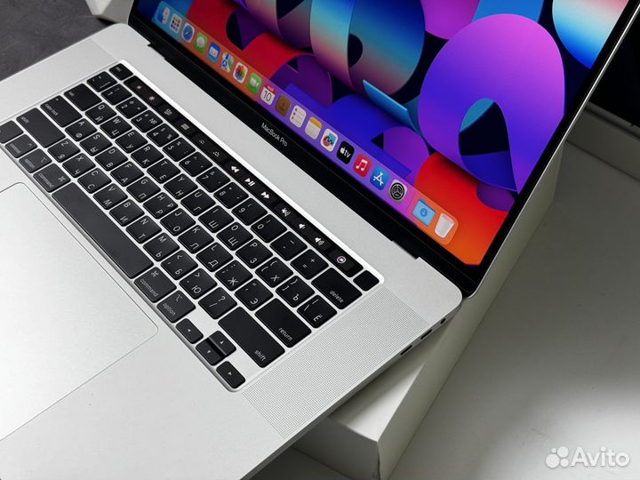 Редкий MacBook Pro 16 (2020) Silver, RU