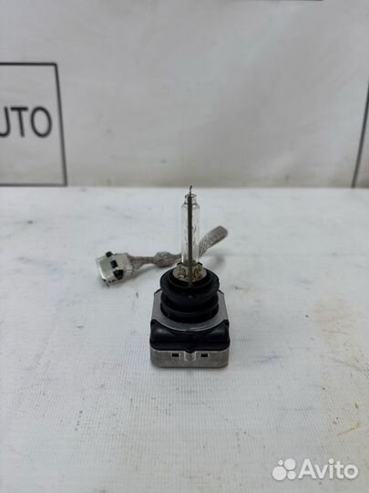 Лампа ксенон Audi A4 B8 2010