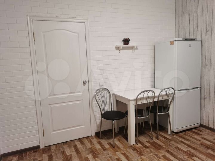 2-к. квартира, 71,1 м², 2/9 эт.