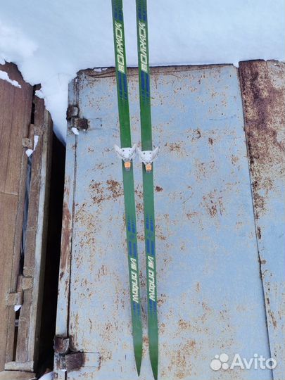 Детские и взрослые лыжи