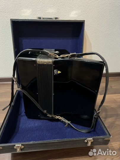 Аккордеон weltmeister serino