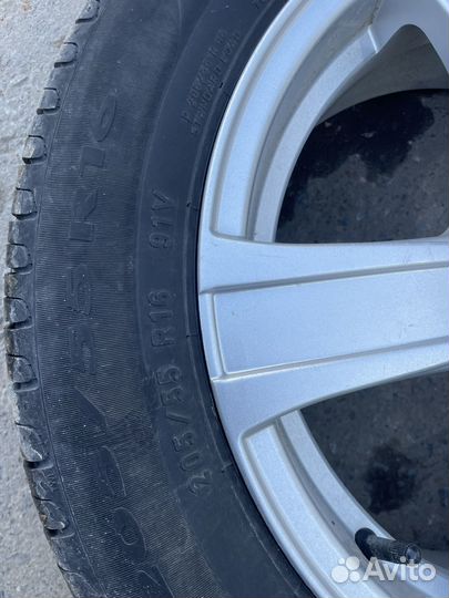 Pirelli Cinturato P7 205/55 R16