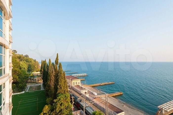 3-к. квартира, 82 м², 9/13 эт.