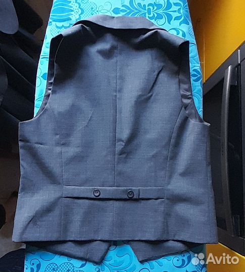 Школьный жилет для девочки