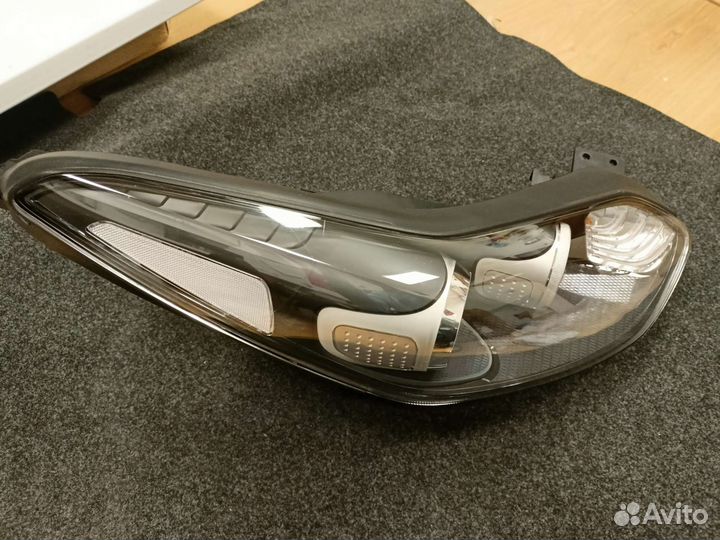 Фара правая KIA sportage 4