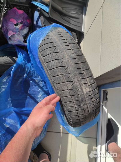 Bridgestone Blizzak Revo GZ 15/65 R15 88S