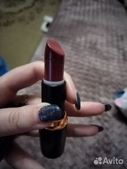 Помада stellary