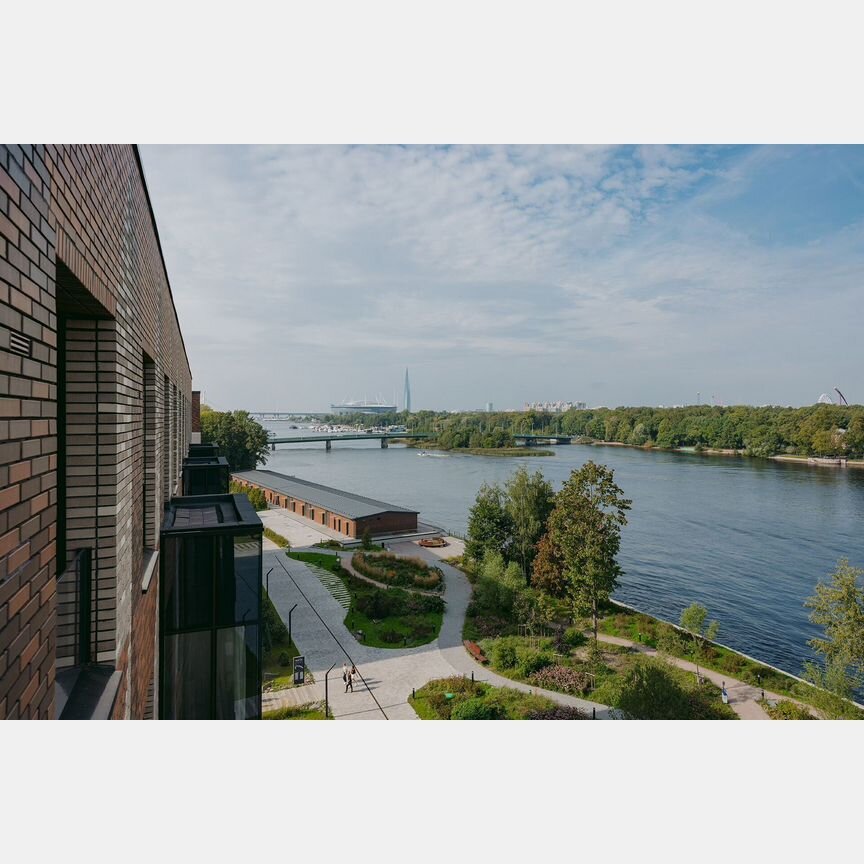 3-к. квартира, 142,9 м², 9/9 эт.