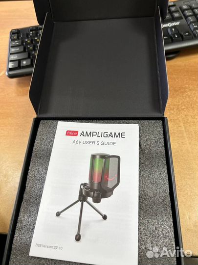 Микрофон Fifine AmpliGame A6V Red