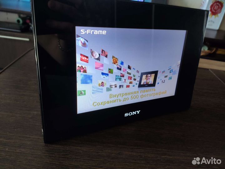 Цифровая фоторамка Sony