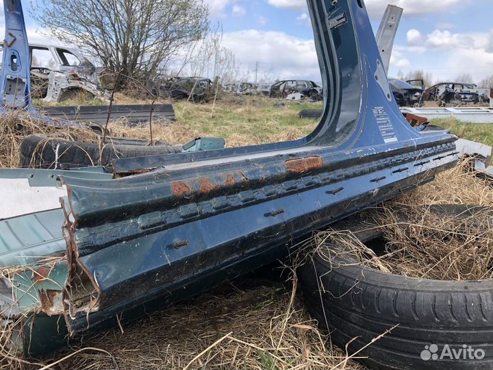 Порог со стойкой левой Ml 164