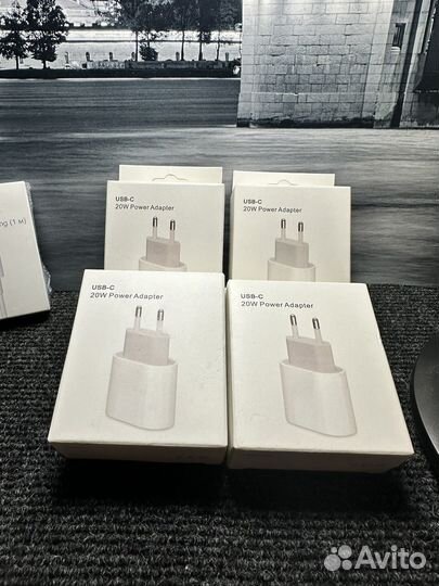 Блок быстрой зарядки iPhone