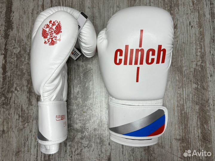 Боксерские перчатки 10 oz