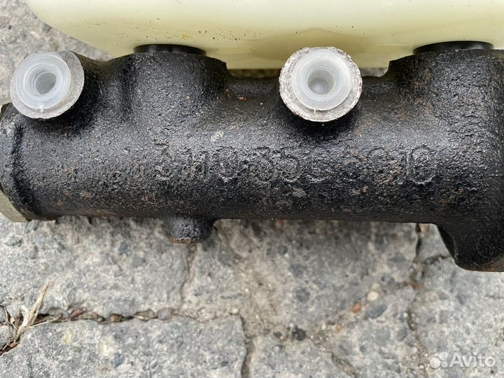 Цилиндр тормозной главный газ