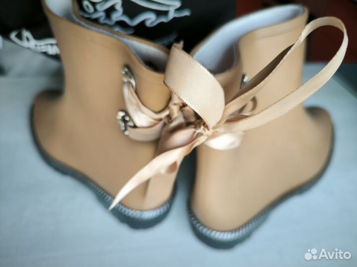 Резиновые сапожки девочка 22см