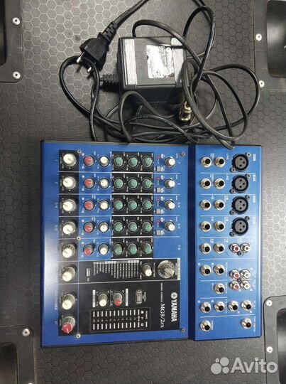 Микшерные пульты Yamaha MG8/2FX, MG82cx, MG124CX +