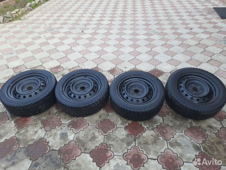 Yokohama Ice Guard IG30 205/55 R16