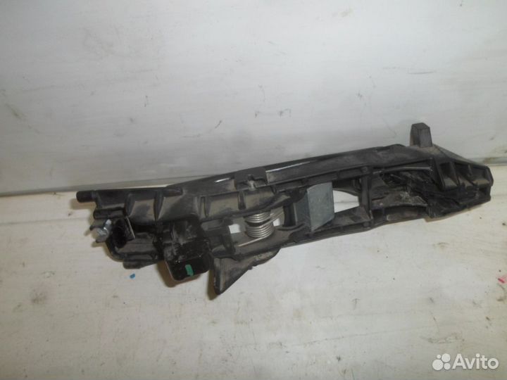 Ручка двери передней левой SLK-класс R171 (2004—2008) Mercedes-Benz