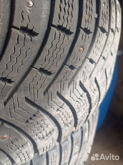 Sunfull Mont-Pro AT782 255/65 R17 130G