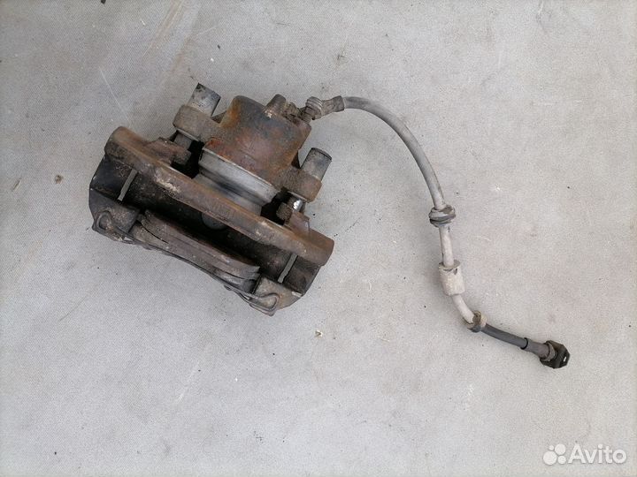 Суппорт тормозной передний правый для Ford Focus 2