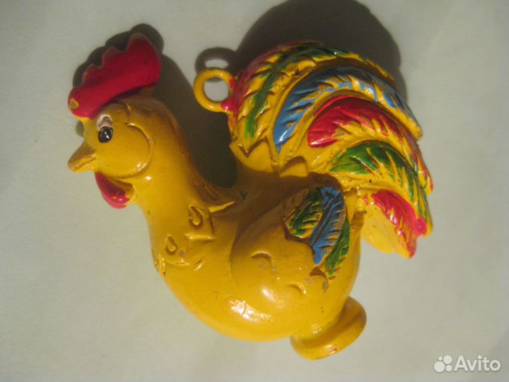 Брелок времен СССР - костяной петушок