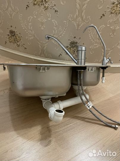 Двойная мойка из нержавейки б/у