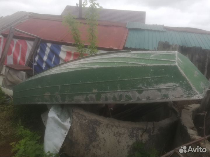 Лодка бу Нева