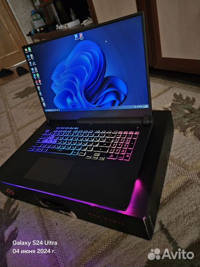 Asus ROG Strix G713Q