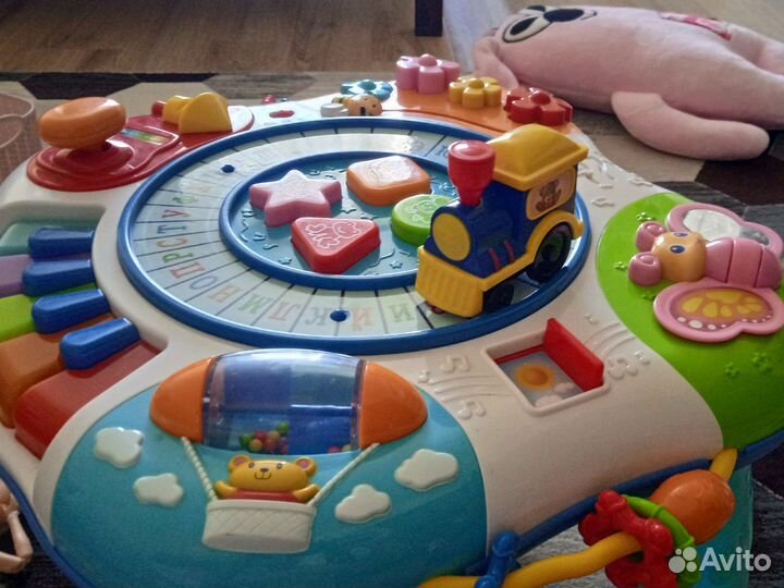 Развивающий музыкальный столик
