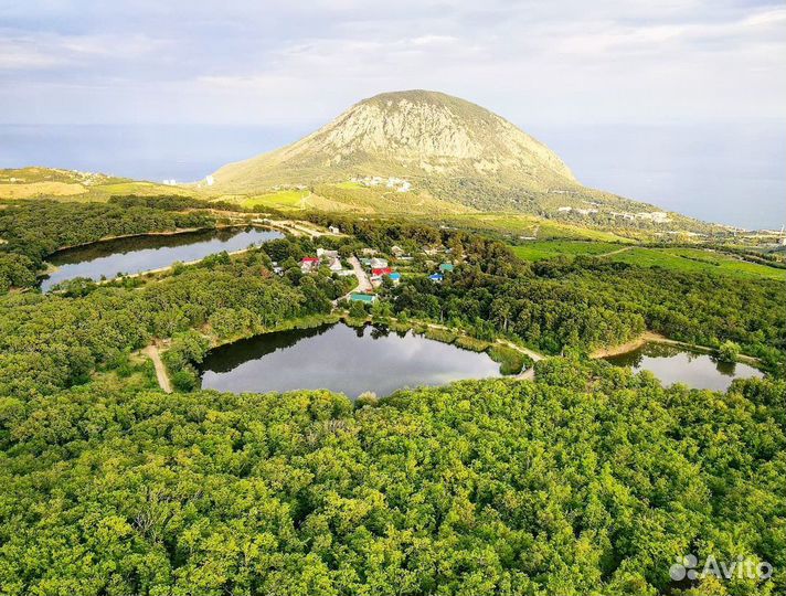 Конная прогулка с видом на Гурзуф