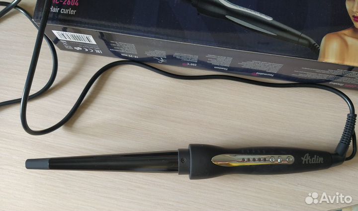 Плойка конусная новая для укладки волос