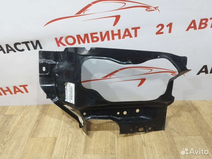 Панель фары передняя правая Nissan Almera Classic