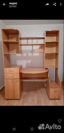 Продам компьютерный стол