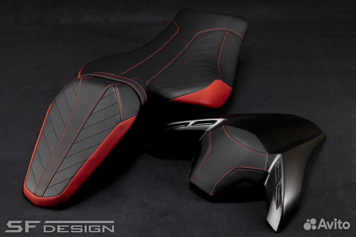 Сиденье для Kawasaki Z900 Red Lines Black Roads