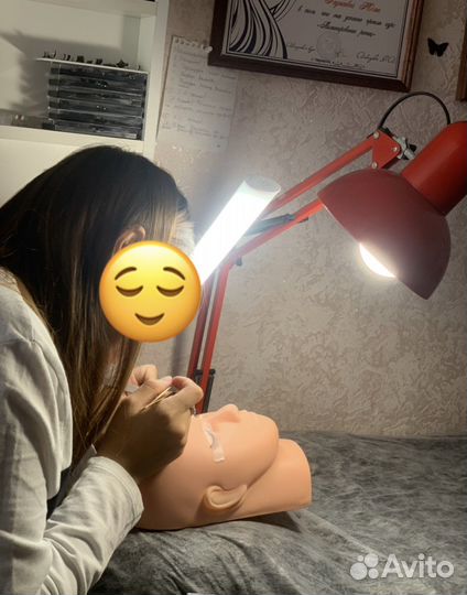 Обучение наращиванию ресниц