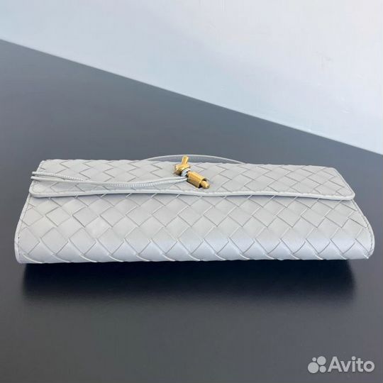 Kлатч Bottega Veneta