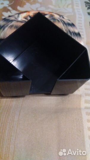 Пластиковый бар Caddy с треугольным дизайном, черн