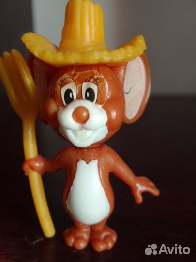 Игрушки Kinder Suprise Ferrero