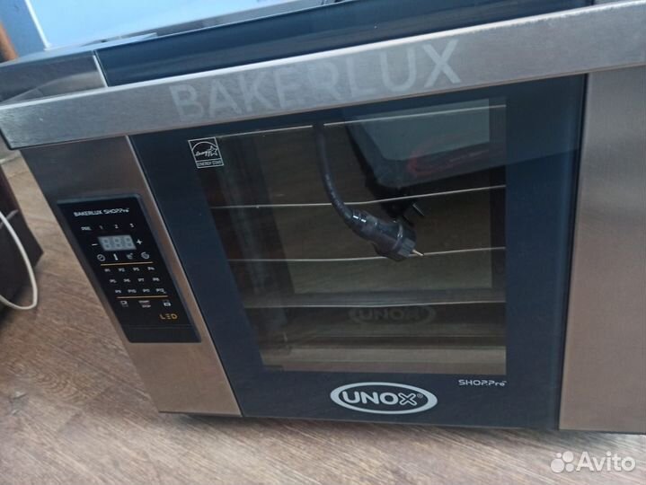Печь конвекционная unox xeft-04HS-eldv