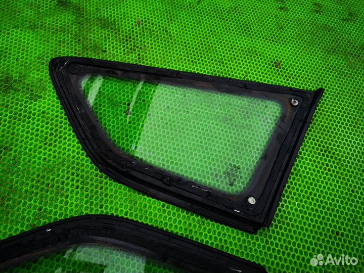Форточка задняя для Ford Kuga 2012-2019